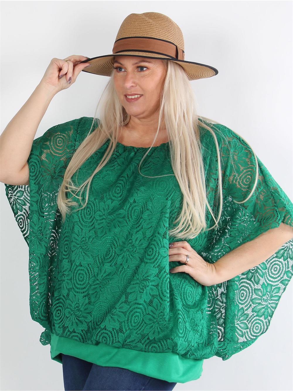 Tea Lace - Sort tætsiddende top med løst blondestof udover